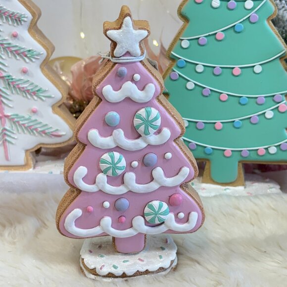Christmas Mrs. Claus' Bakery Gingerbread Cookie Pink Icing Tabletop Decor 8" - Picture 1 of 6